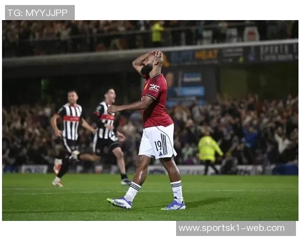 曼联主场门票收入大幅下滑5000万镑球迷热情难再恢复